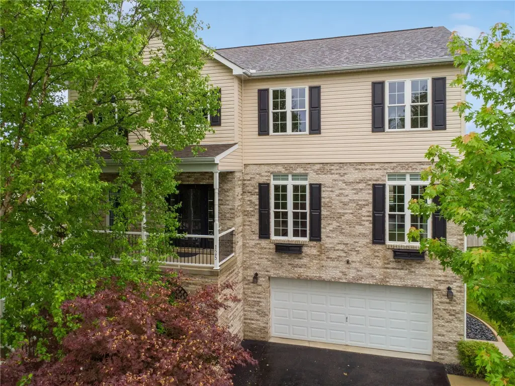 125 Edgewood Drive, New Stanton, PA 15672 - #1