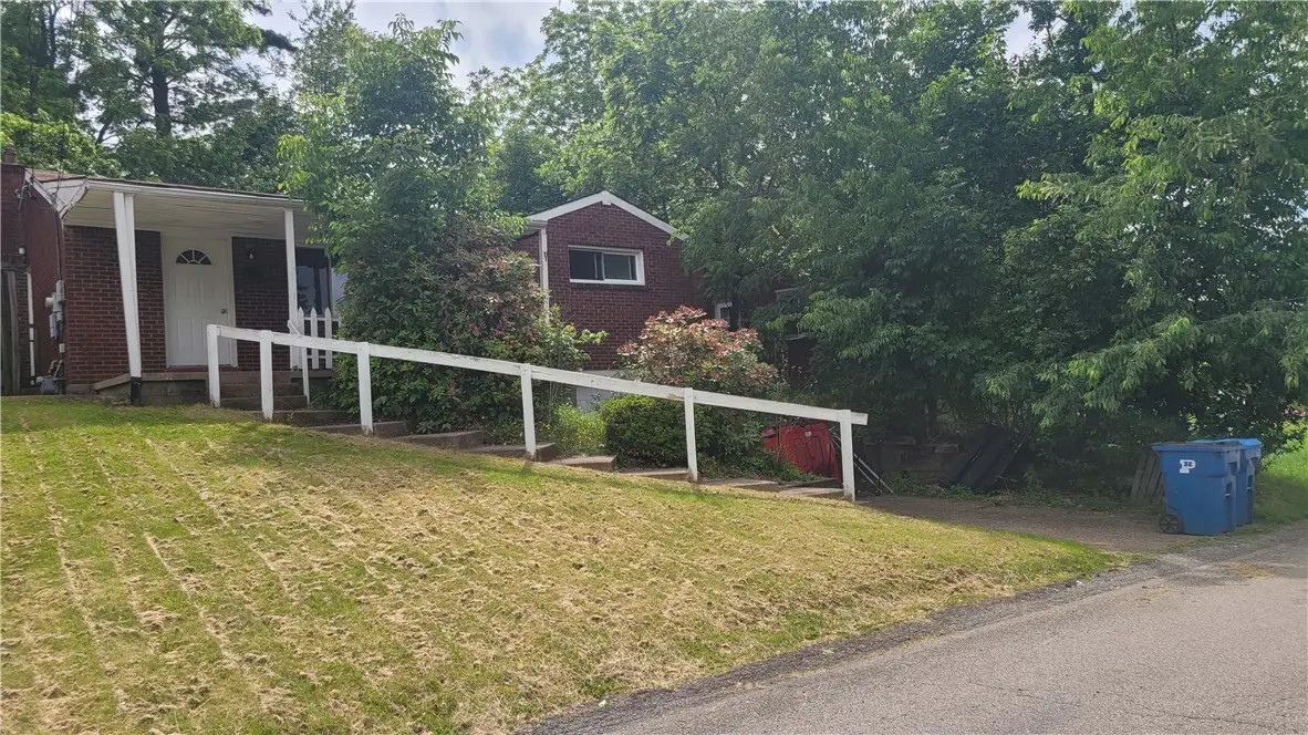 11032 Azalea Dr, Pittsburgh, PA 15235 - #1