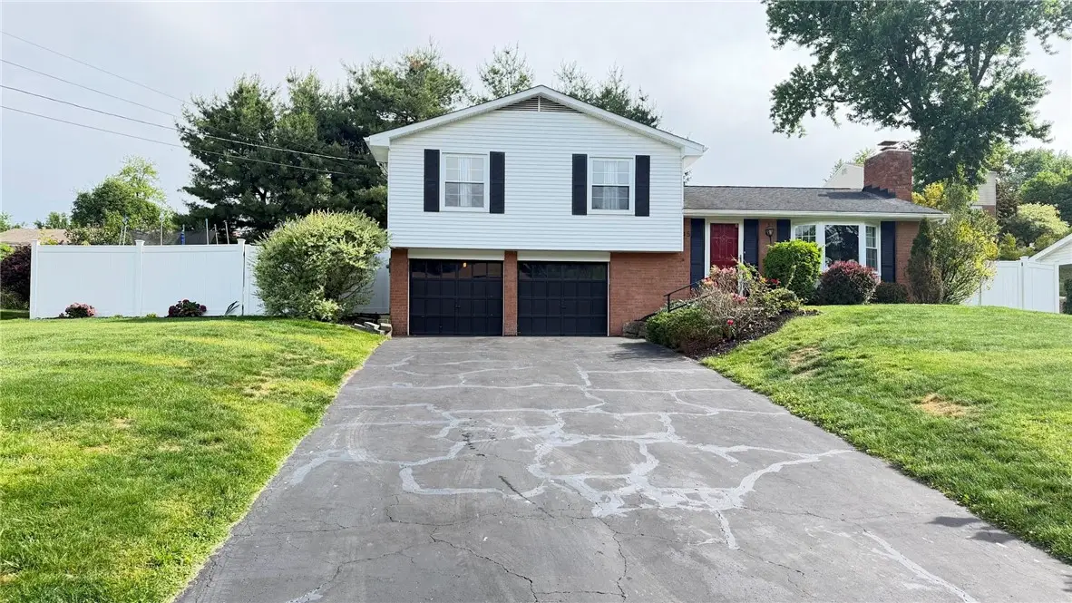145 Lansdowne Dr, Coraopolis, PA 15108 - #1