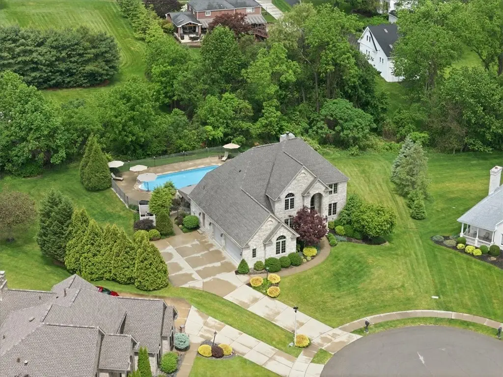 2013 Marjorie Ln, Coraopolis, PA 15108 - #1