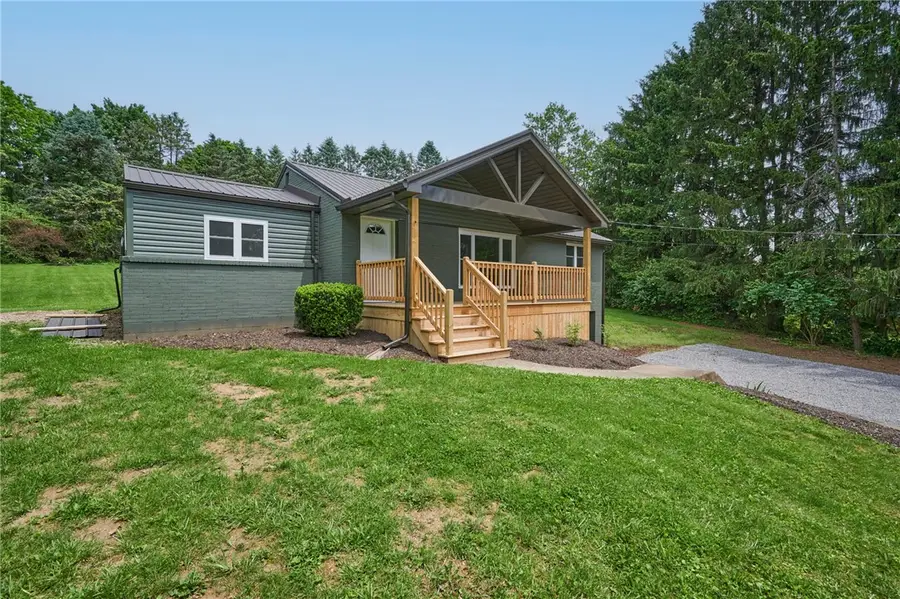 122 Springhouse Dr, Butler, PA 16001 - #2