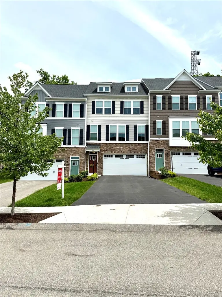 183 Moyer Hill Dr, Cranberry, PA 16066 - #1