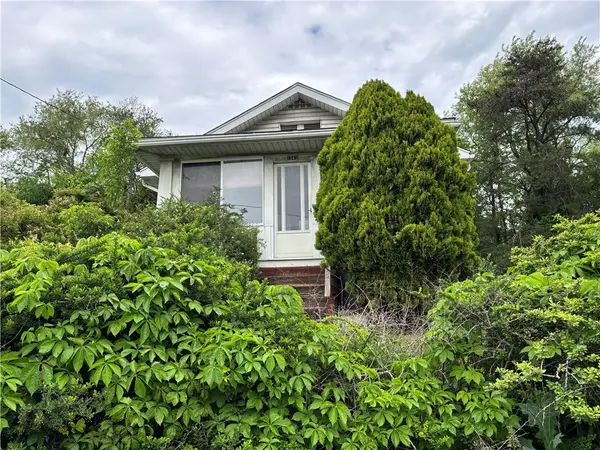 1041 Clinton Rd., Clinton, PA 15026