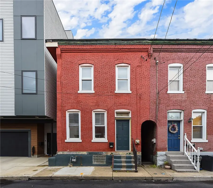 2828 Larkins Way, Pittsburgh, PA 15203 - #2