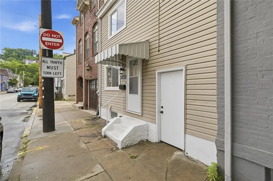 146 S 17th St, Pittsburgh, PA 15203 - #3