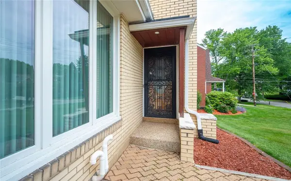 4406 West Run Rd, Homestead, PA 15120