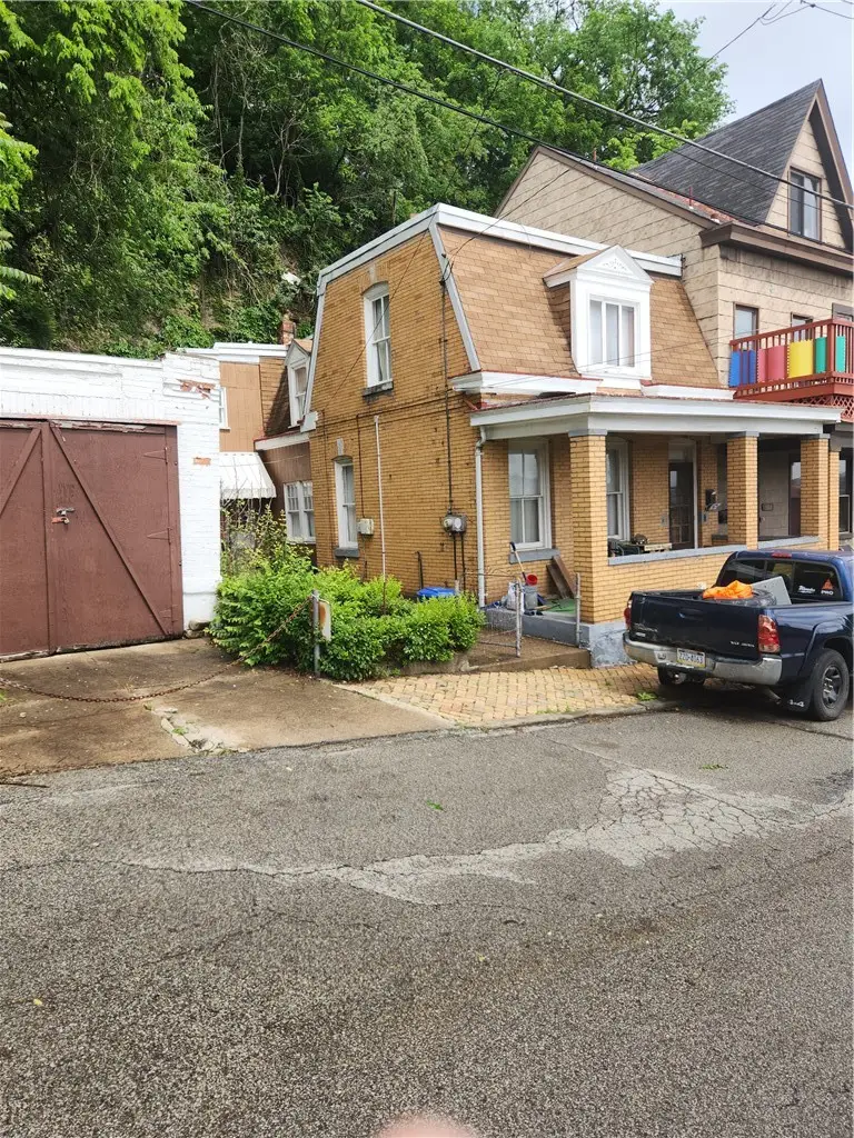 1002 Goehring St, Pittsburgh, PA 15212 - #3