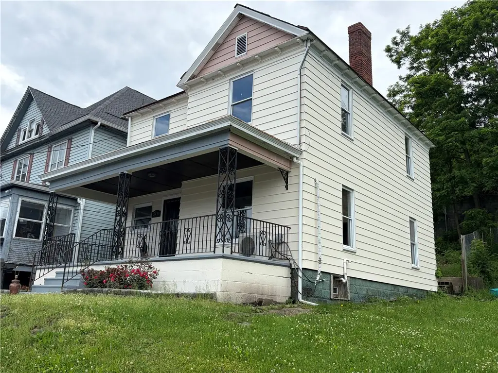 549 Thompson, Donora, PA 15033 - #1