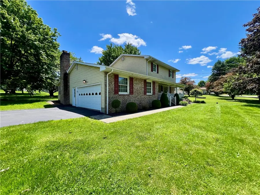 156 Clarksen Dr, New Castle, PA 16101 - #3
