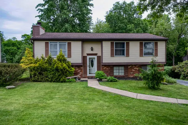 105 Nanton Way, Coraopolis, PA 15108