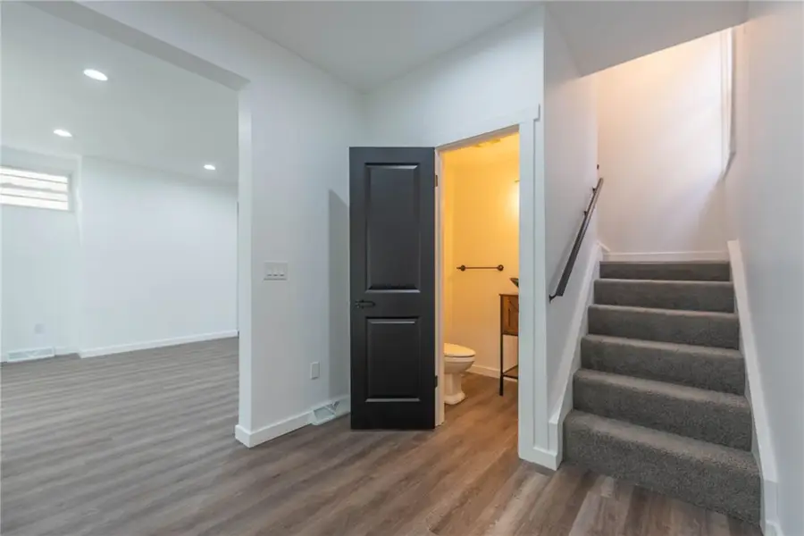 6334 Forward Ave, Pittsburgh, PA 15217 - #2