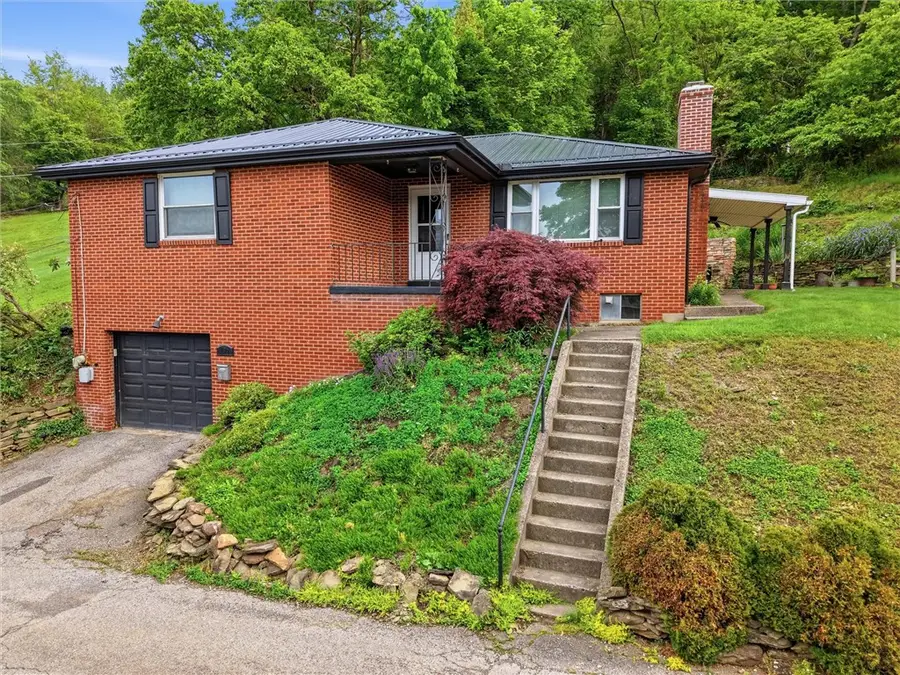 139 Washington Street, Freeport, PA 16229 - #2