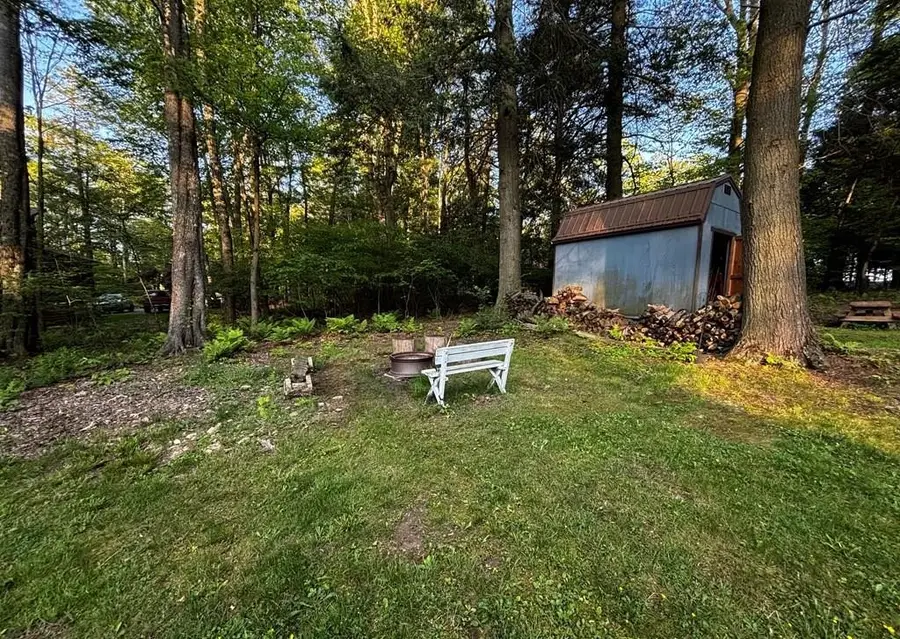 365 S Shore Trl, Central City, PA 15926 - #3