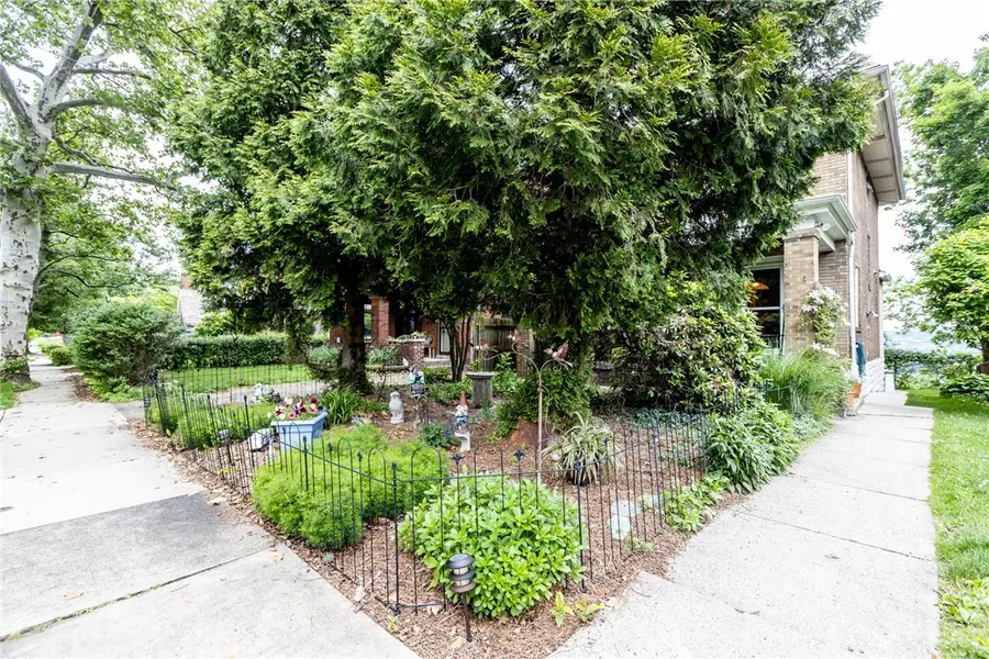 3203 Shady Ave Ext, Pittsburgh, PA 15217 - #3