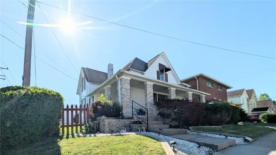 301 Pleasantview Ave, Butler, PA 16001 - #3