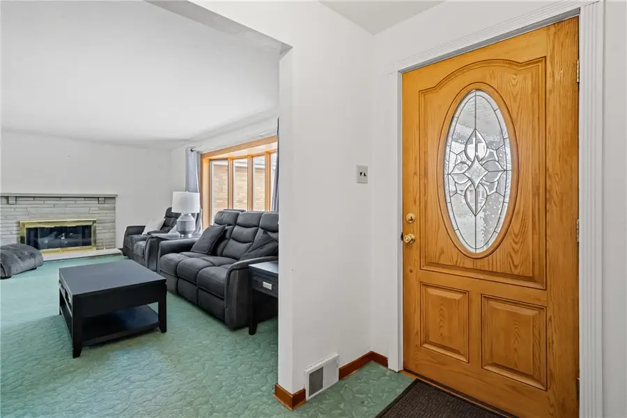 112 Wishart Dr, Beaver, PA 15009 - #3