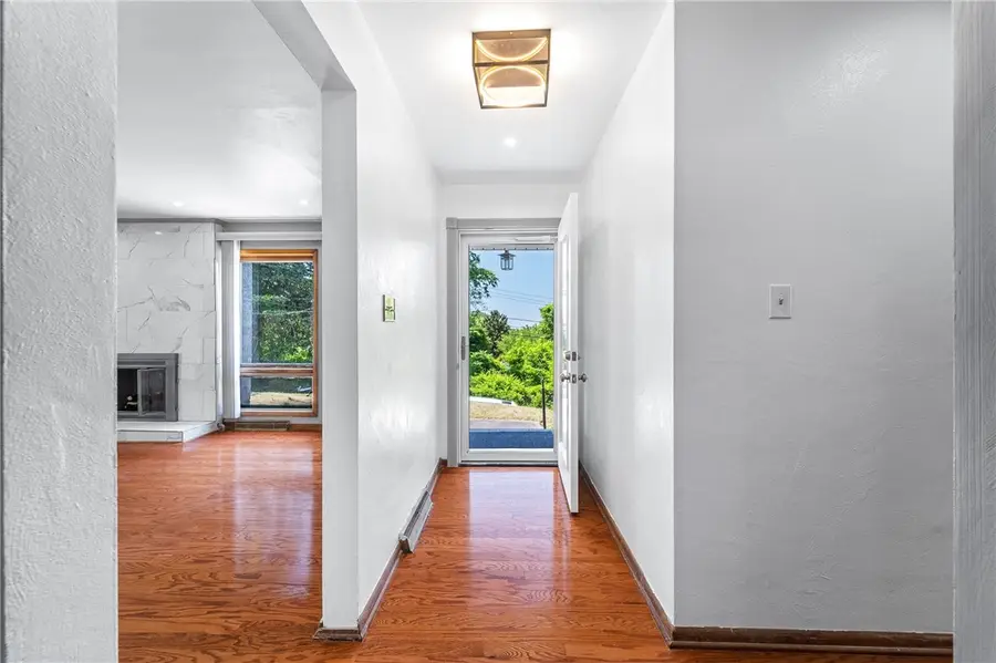 206 Columbia Ave, Pittsburgh, PA 15235 - #3