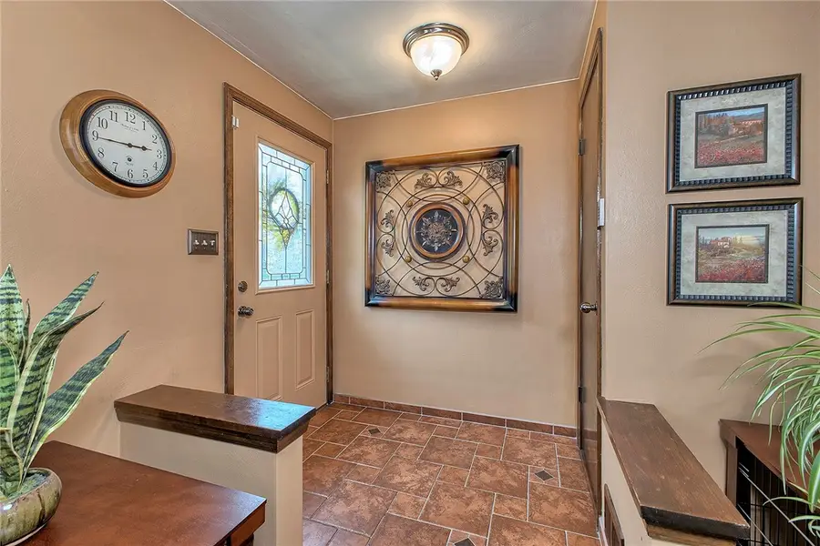 1750 Craig Dr, Irwin, PA 15642 - #3