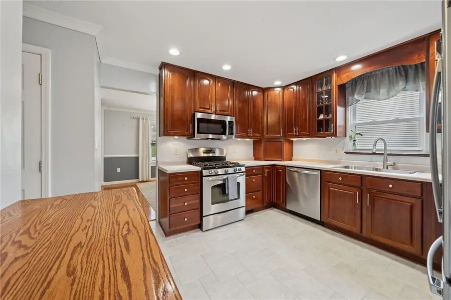 144 Dinwiddie Dr, Plum, PA 15239 - #3