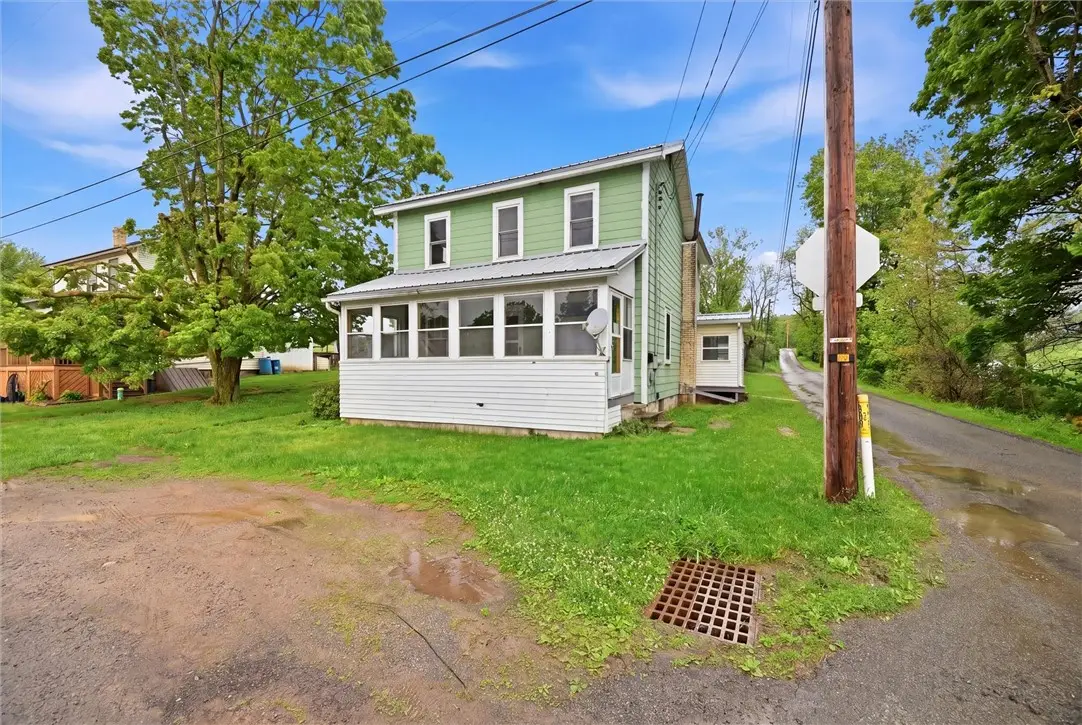3995 Maple St, Hawthorn, PA 16230 - #1