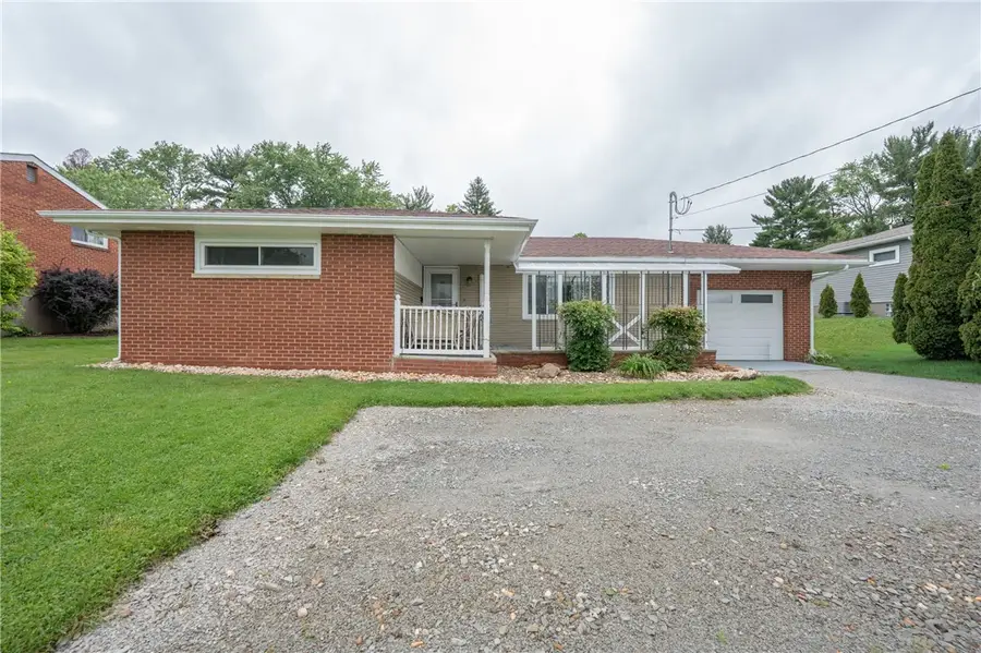 22 Catherine Ave, Latrobe, PA 15650 - #2