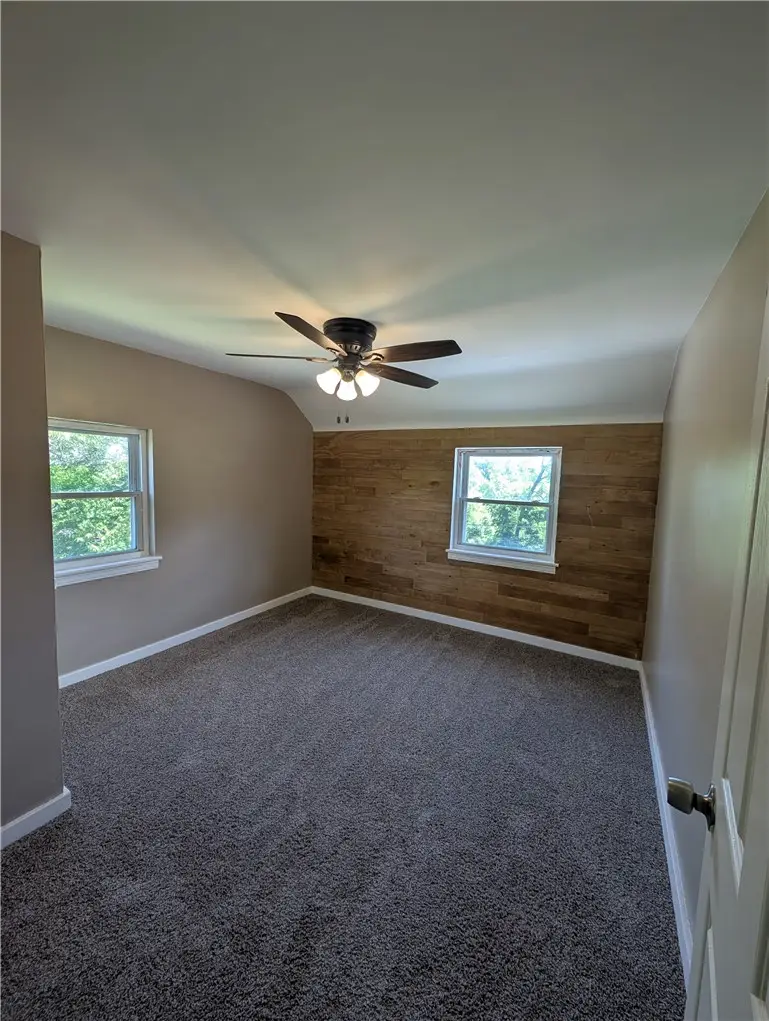 300 Mccutcheon Ln, Pittsburgh, PA 15235 - #3