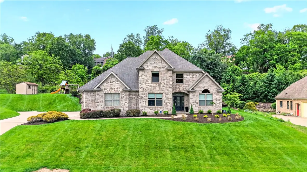 322 Schlag Ct, Pittsburgh, PA 15237 - #1