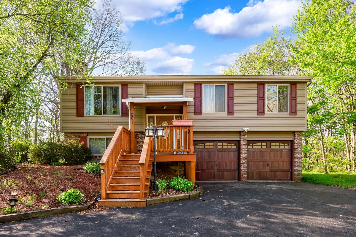 201 Colleen Street, Butler, PA 16001 - #1