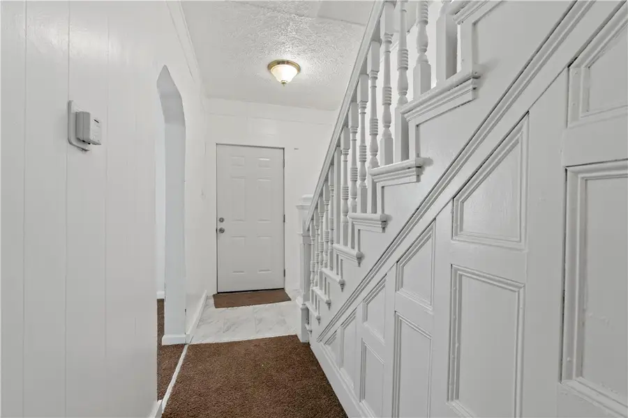 916 Sarah St, Homestead, PA 15120 - #3