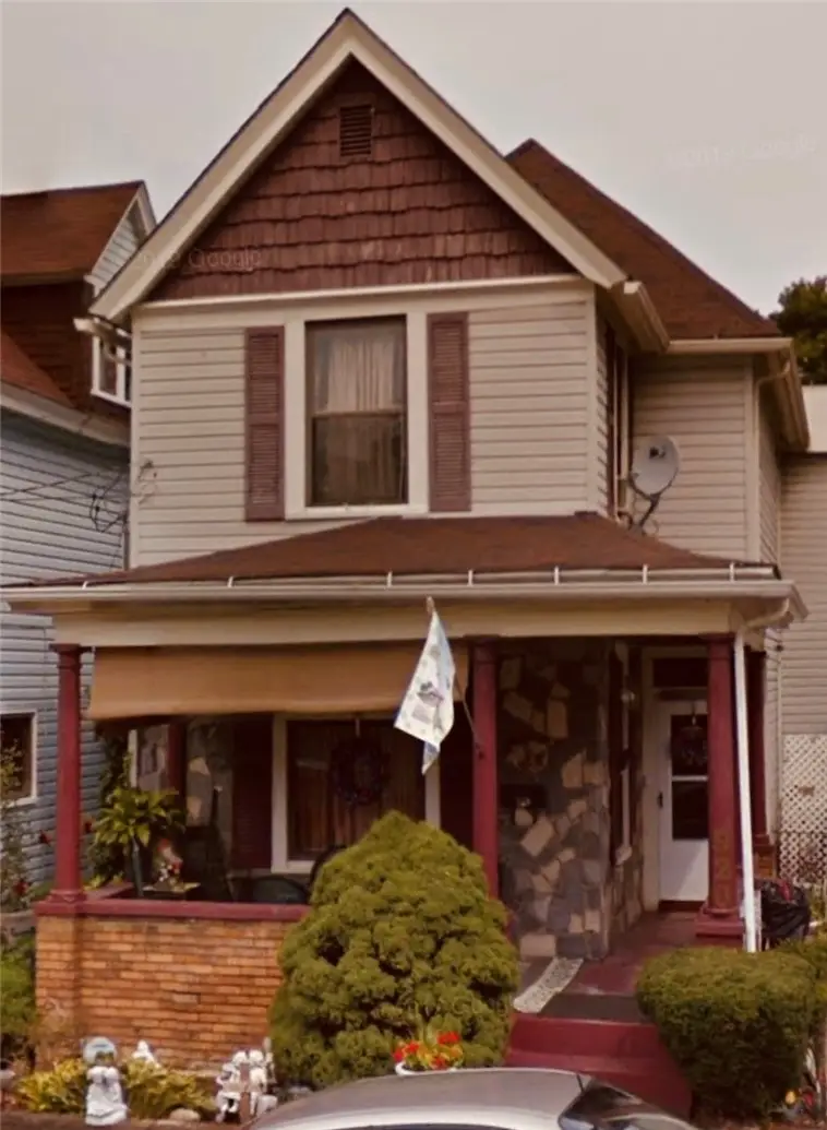 920 13th St, Beaver Falls, PA 15010 - #1