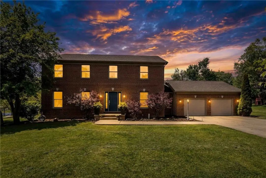 7 Carriage Ln, Grove City, PA 16127 - #1