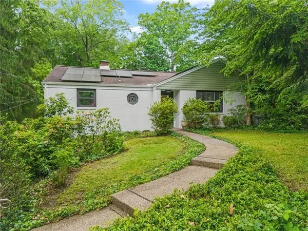 203 Rockingham Road, Pittsburgh, PA 15238