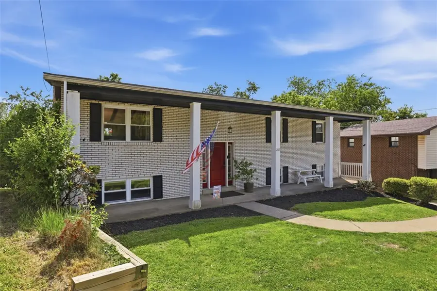 218 Briaridge Dr, Turtle Creek, PA 15145 - #2