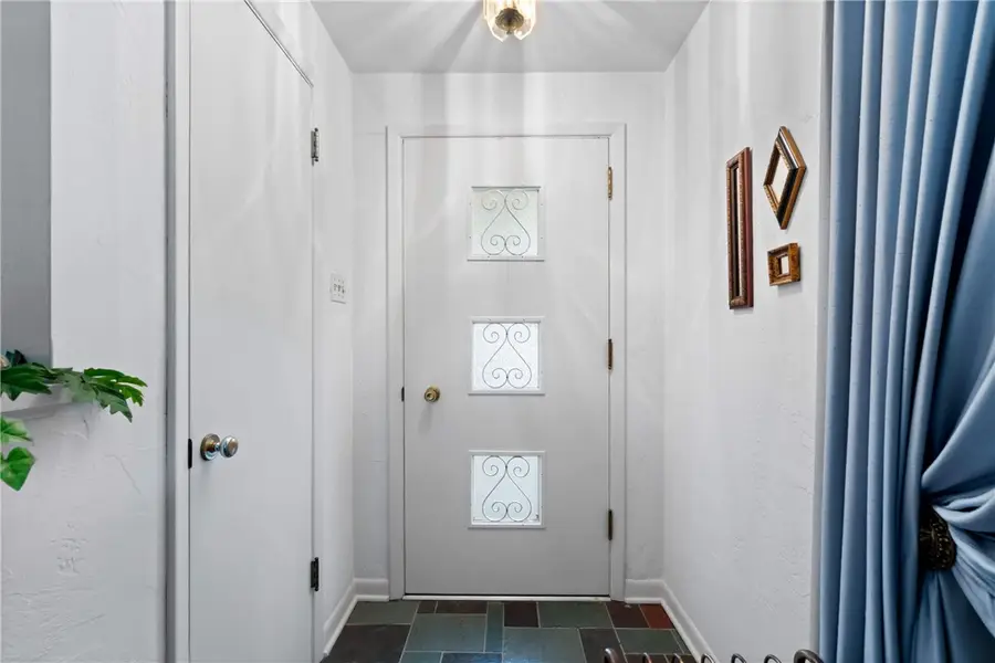 757 Artvue Dr, Pittsburgh, PA 15243 - #2