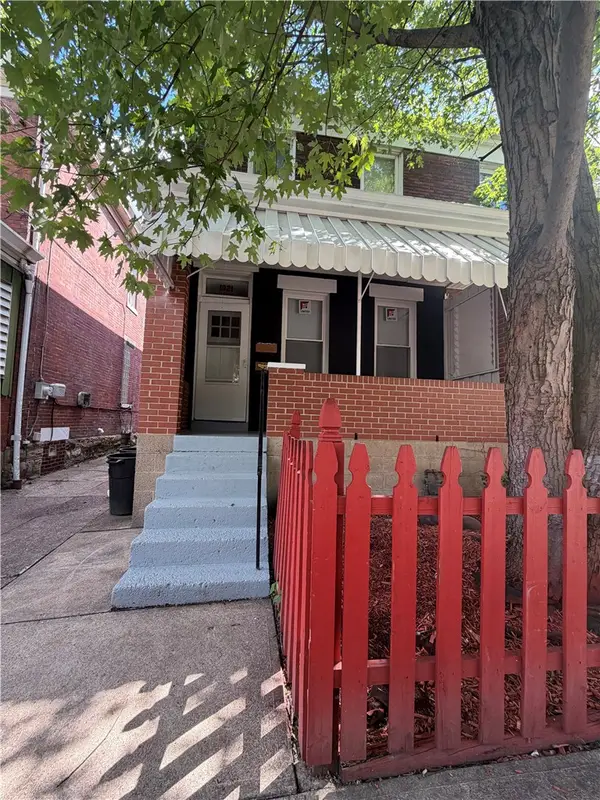 1921 Wayne St, Pittsburgh, PA 15218