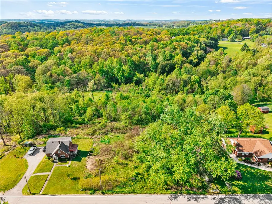 1503 Ridge Rd, Jeannette, PA 15644 - #2
