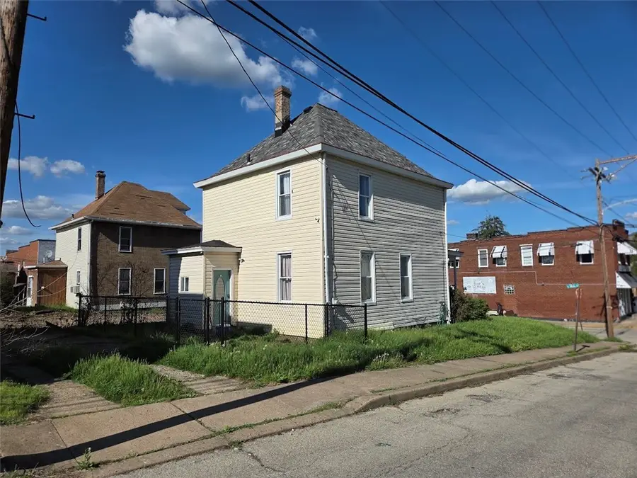 735 S 14th St, Monessen, PA 15062 - #3