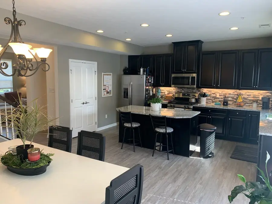2405 Pointe View Dr., Mars, PA 16046 - #3