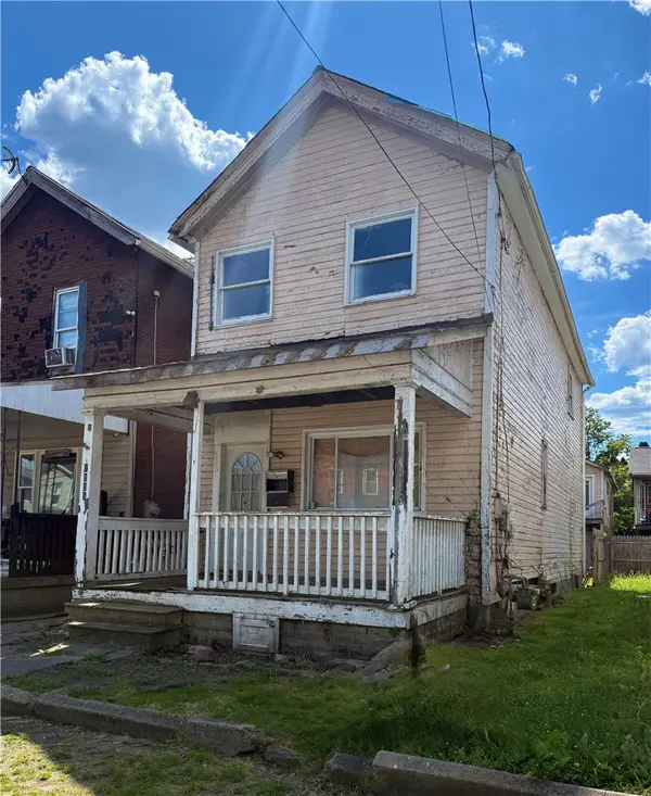 1805 4th Ave, Beaver Falls, PA 15010