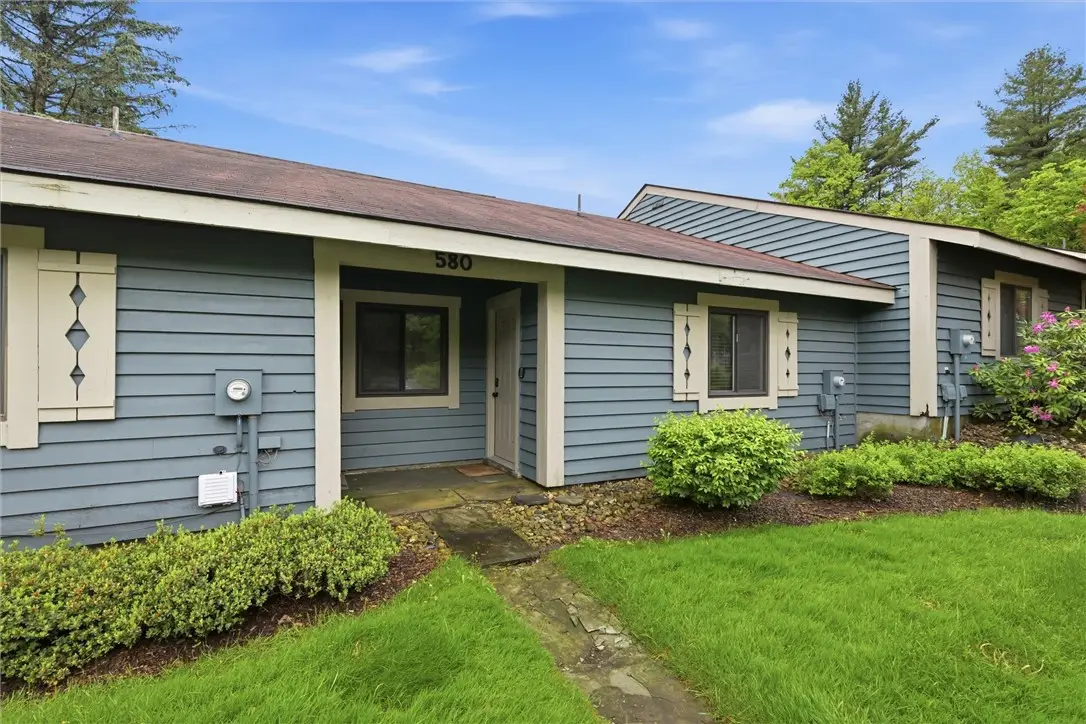 580 Maple Ct, Somerset, PA 15501 - #1