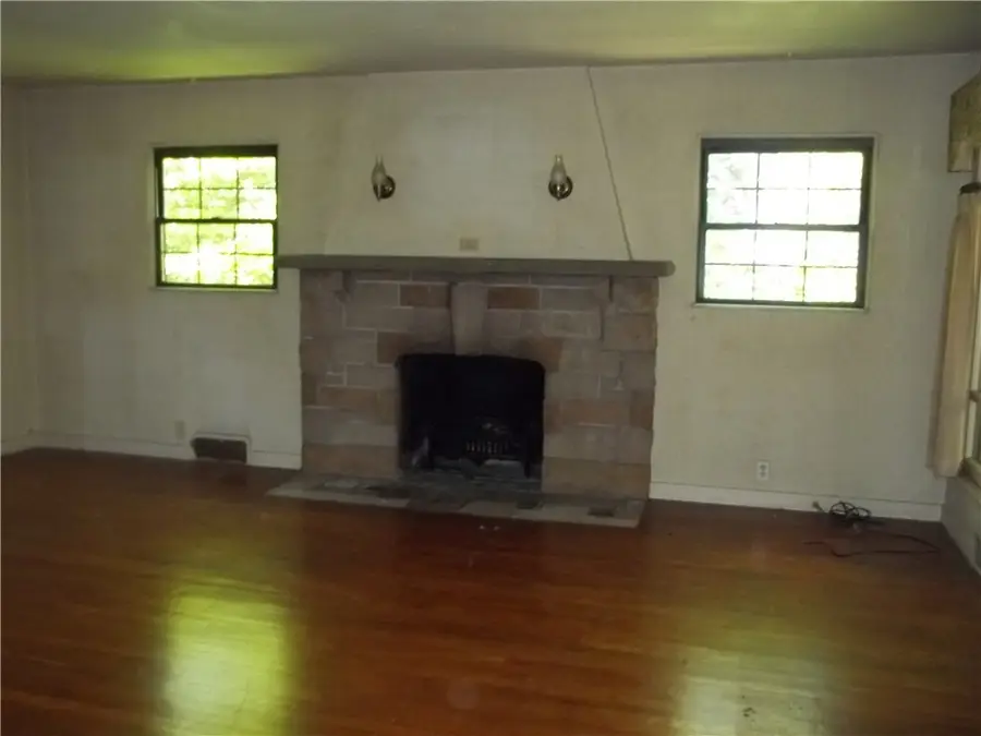 162 Richmond Cir, Pittsburgh, PA 15237 - #3