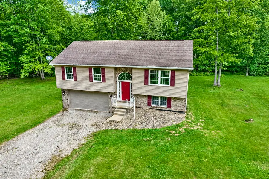 104 Maplewood Ave, Carmichaels, PA 15320 - #2