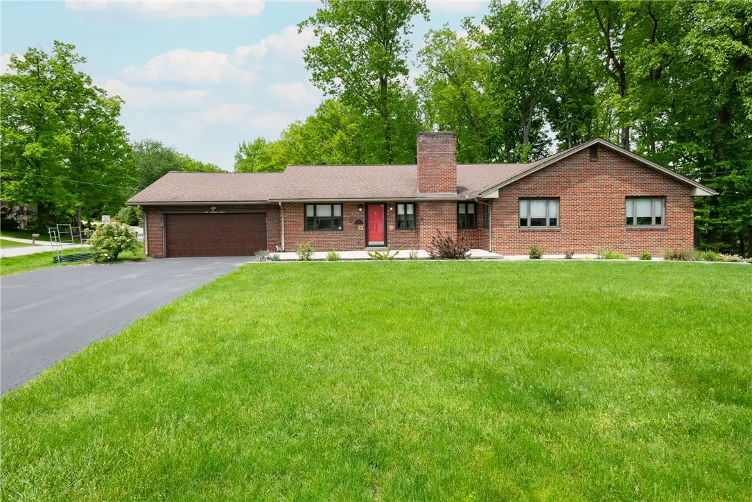 112 White Oak Dr, Butler, PA 16001 - #1