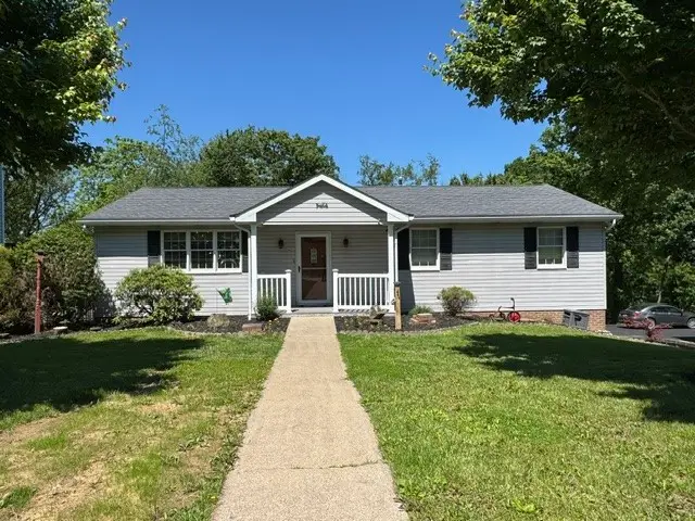200 Bonita Dr, Greensburg, PA 15601 - #1