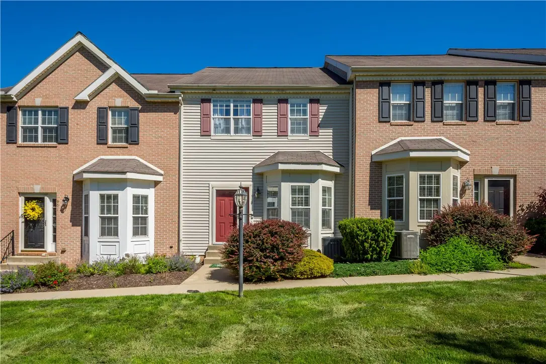 903 Royal Ct, Canonsburg, PA 15317 - #1
