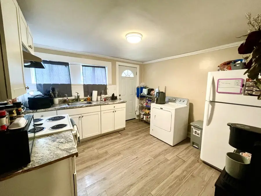 301 1st Avenue, Carnegie, PA 15106 - #3