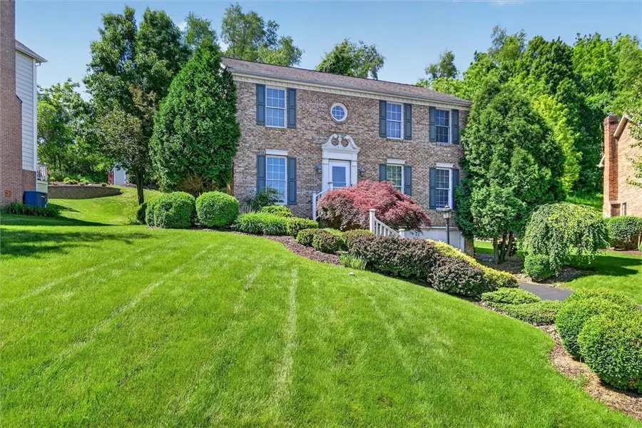 111 Creekside Ct, Venetia, PA 15367 - #2