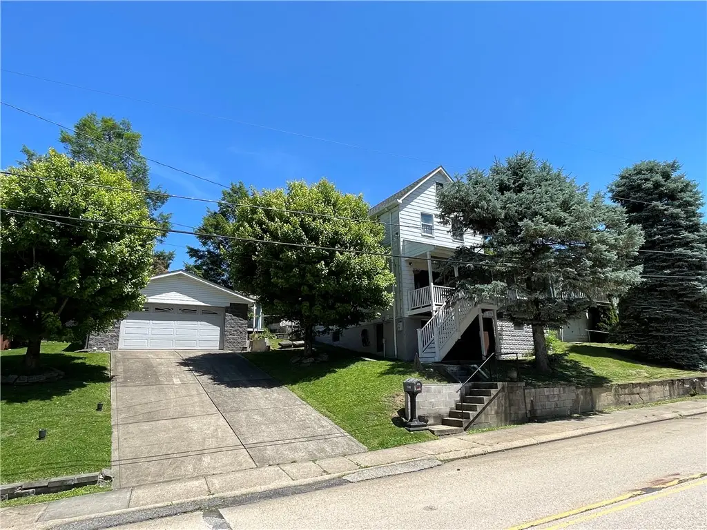1190 Leeds Avenue, Monessen, PA 15062 - #1