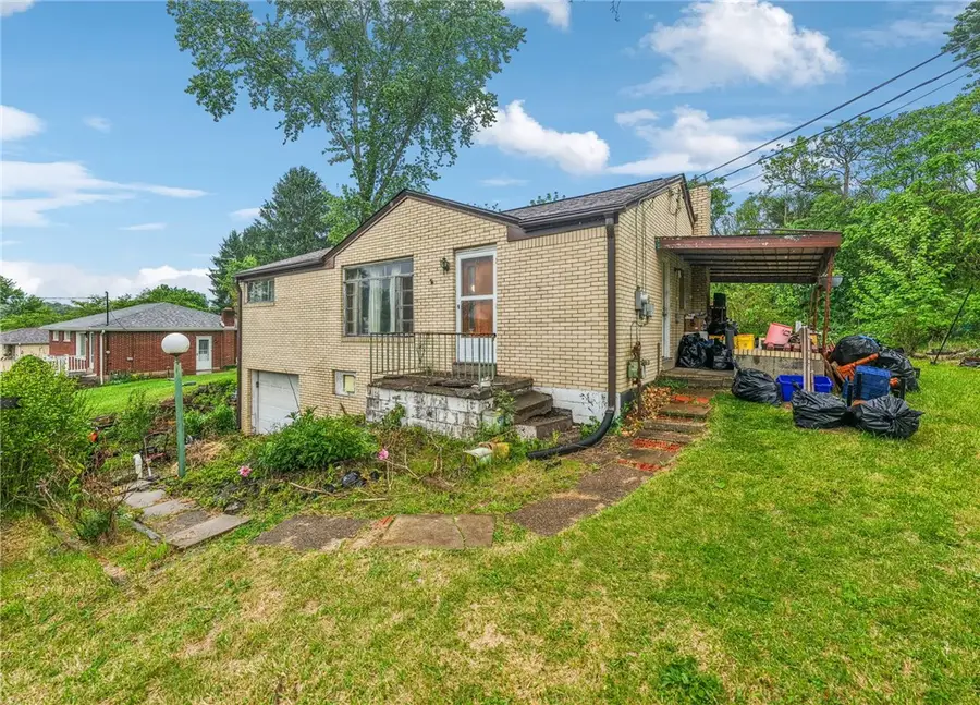 1200 Robbie Dr, Irwin, PA 15642 - #2