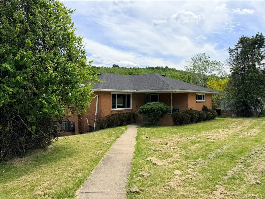 599 Western Ave, Canonsburg, PA 15317 - #2